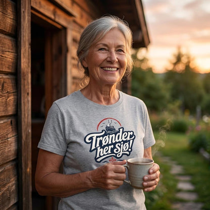 Trønder her sjø! Unisex T-shirt med komfortabel passform